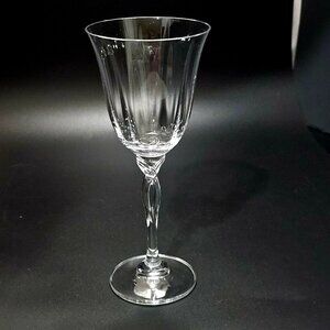Oneida Chateau Crystal Wine Glass 8" fine crystal Bavaria marked logo vintage